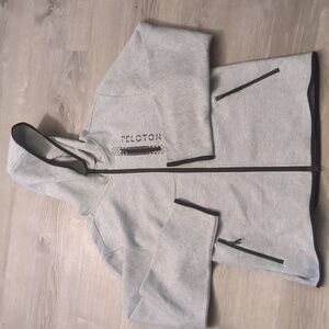 Peloton on the go full zip hoodie size large